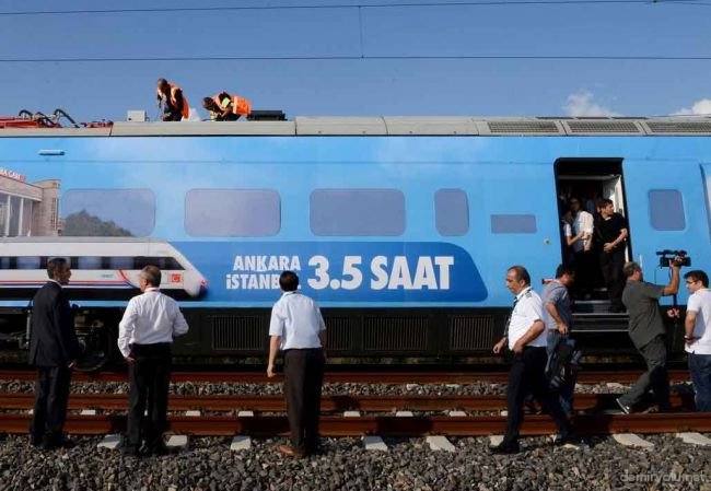 Erdoğan’ı taşıyan YHT’de talihsiz olay