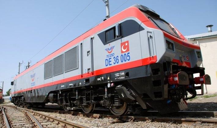 36000’lik Lokomotifler TCDD’ye Teslim Edildi