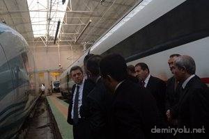 Ömer Yıldız Banliyo Treni ile Seyahat Etti