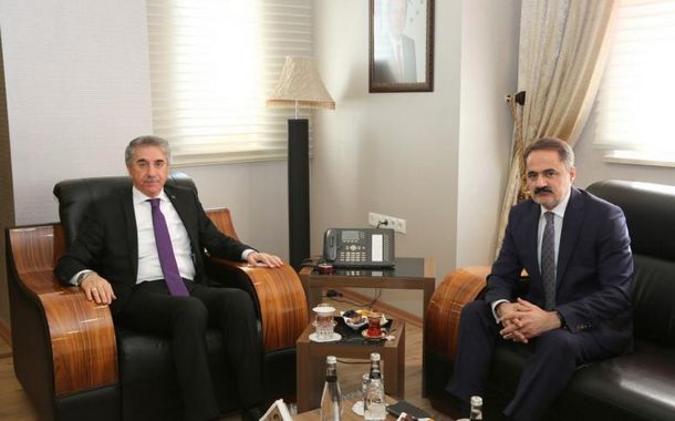 Veysi Kurt Elazığ Belediye Başkanı Mücahit Yanılmaz’ı Ziyaret Etti